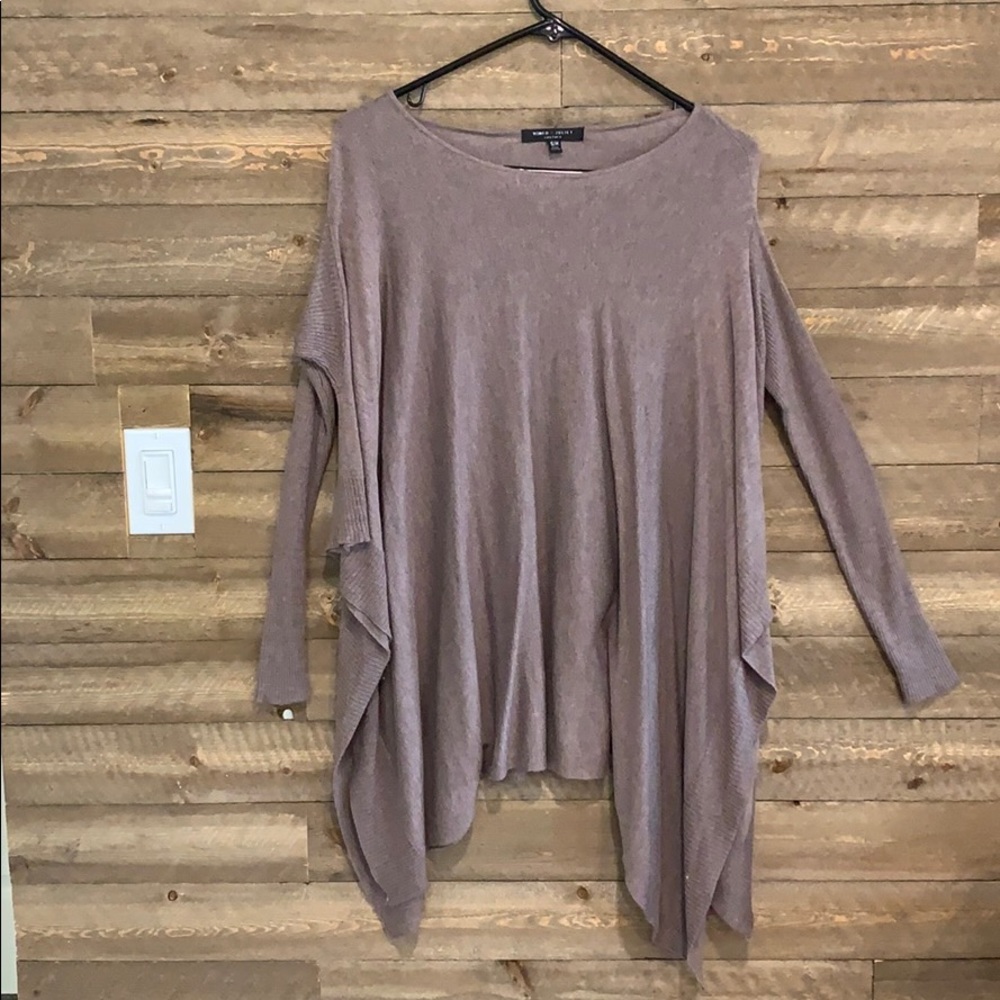 Long sleeve sweater